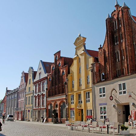 Ferienhaus Am Sund Altefähr Екстериор снимка